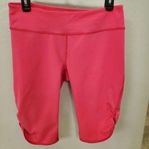 Zella Knee Shorts / Crop Capris Leggings